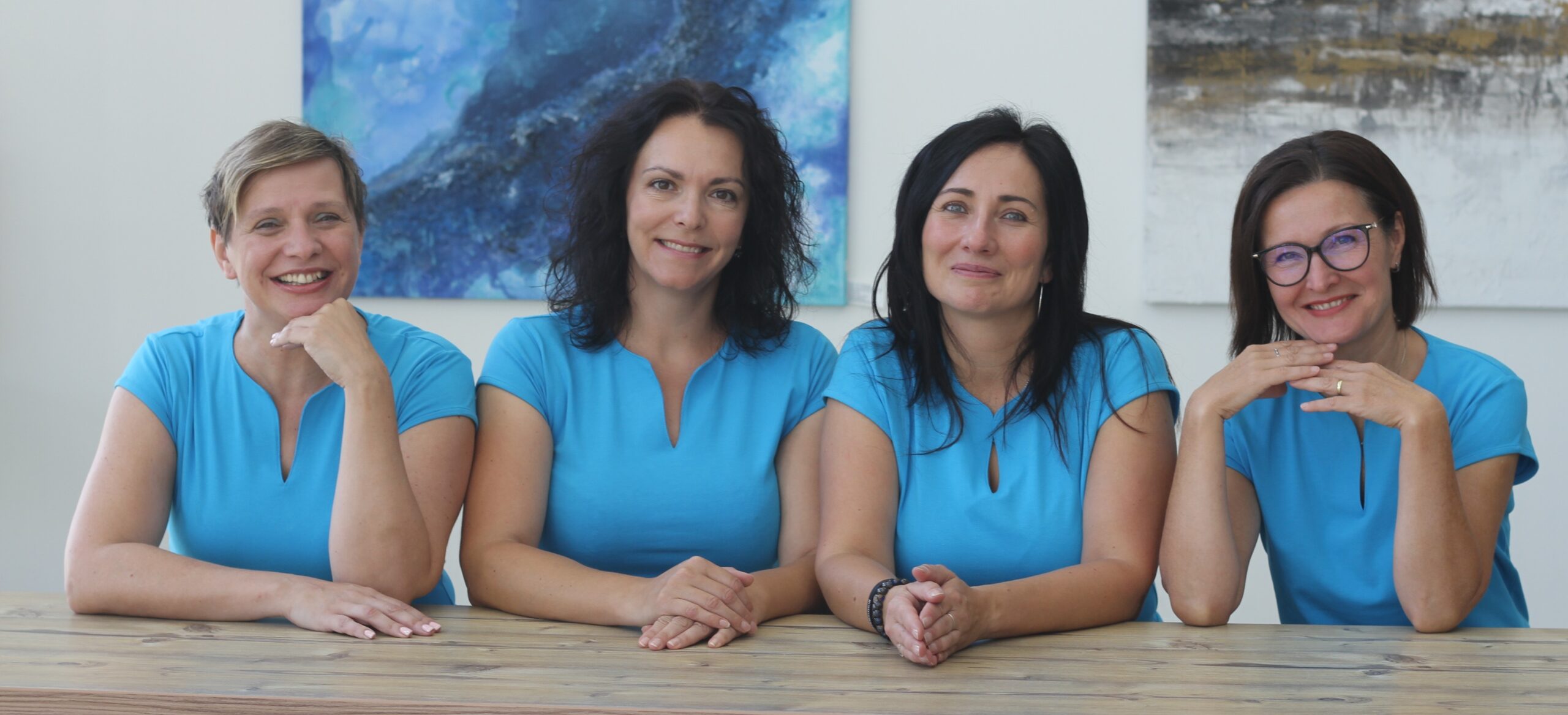 foto 4 poradkyň / terapeutek